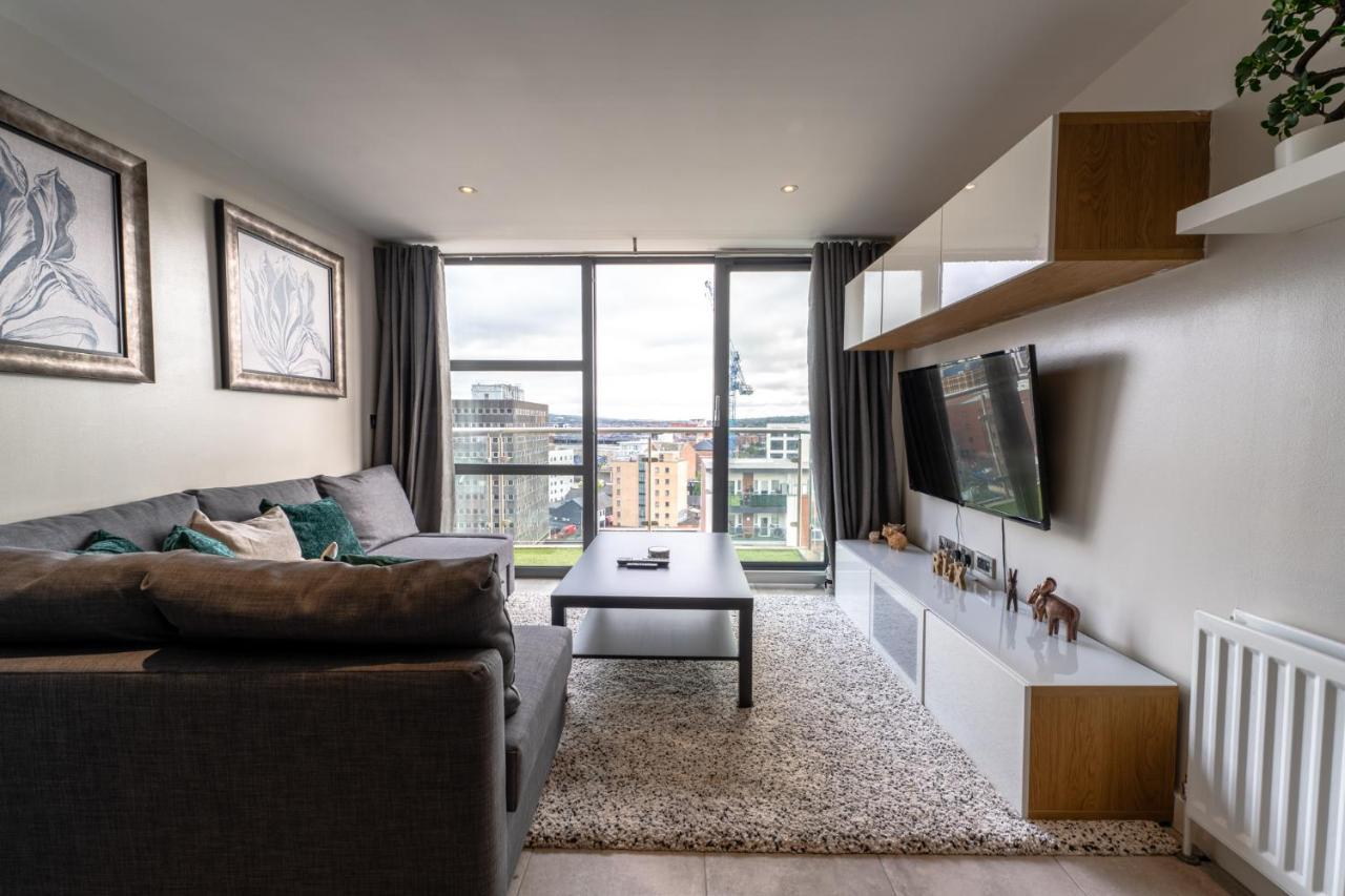 Belfast Quarters: 10Th Floor Gem Apartment Luaran gambar