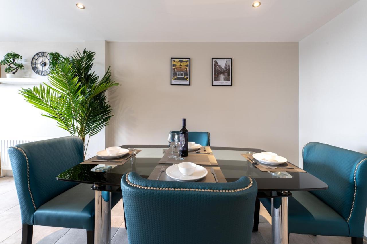 Belfast Quarters: 10Th Floor Gem Apartment Luaran gambar